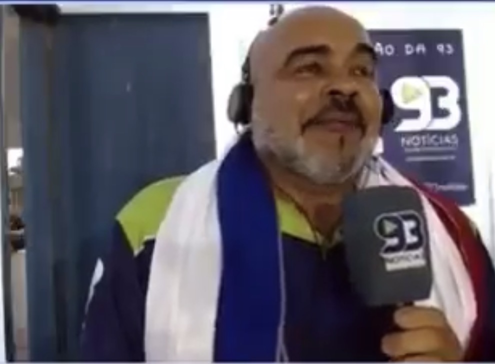 Radialista Leal Júnior sofre acidente de moto e é internado no HUSE