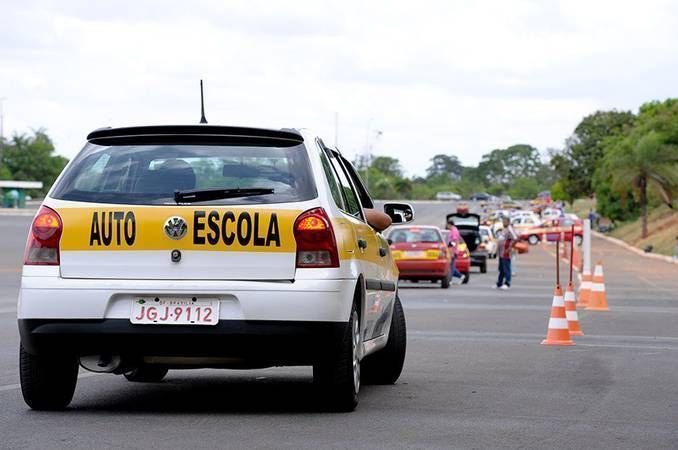 Reviravolta na CNH: Congresso derruba veto e obriga exame toxicológico para 1ª habilitação nas categorias A e B