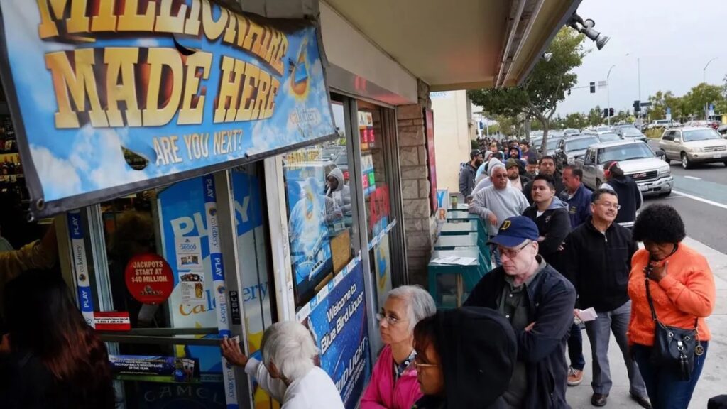 Aposta única leva prêmio de US$ 1,8 bilhão na Powerball, o 2º maior da história