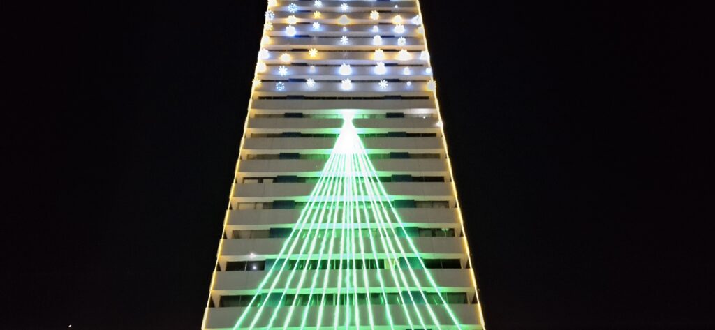 Edifício Maria Feliciana recebe iluminação natalina nesta quinta-feira, 04