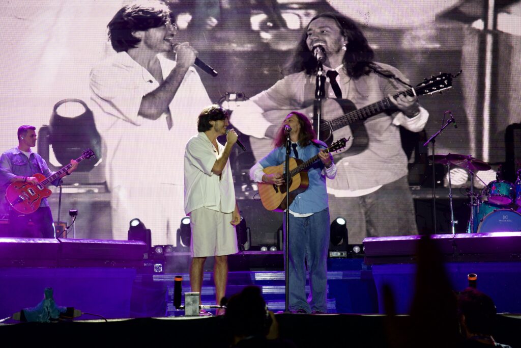 Tiago Iorc e Vitor Kley 2