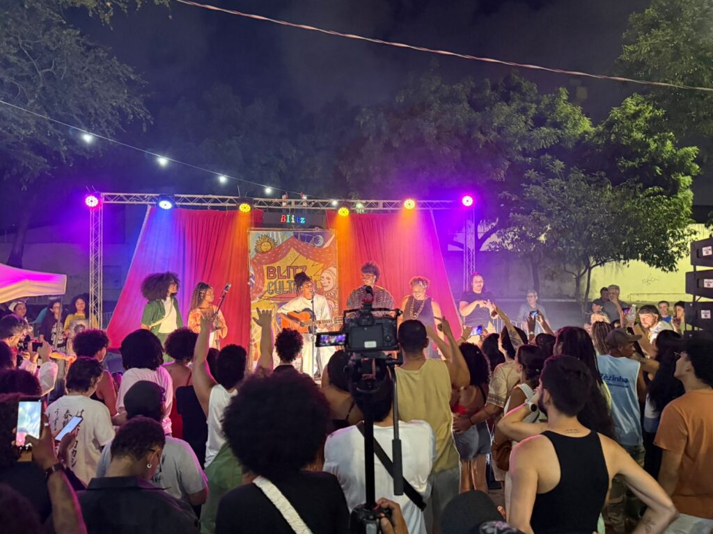 Grupo Boca de Cena realiza última Blitz Cultural de 2025