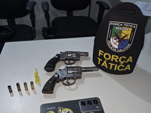 Flagrante em Campo do Brito: Envolvido em acidente é preso com duas armas de fogo pela Força Tática