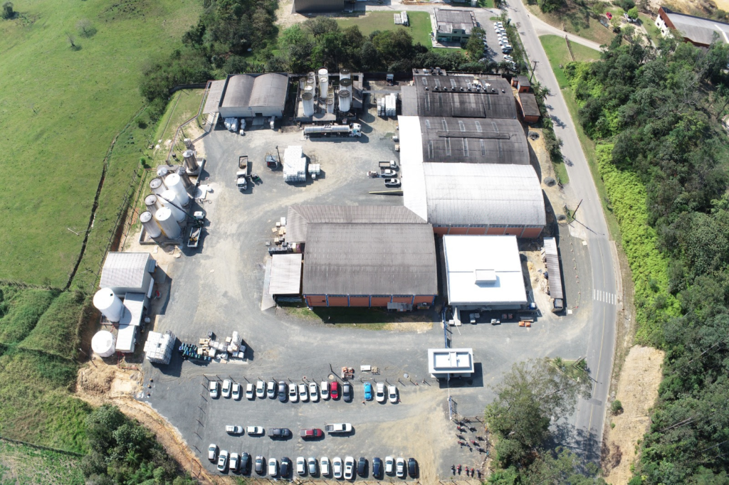 Com investimentos de R$ 25 milhões, indústria catarinense de tintas e vernizes cresce 500% em seis anos