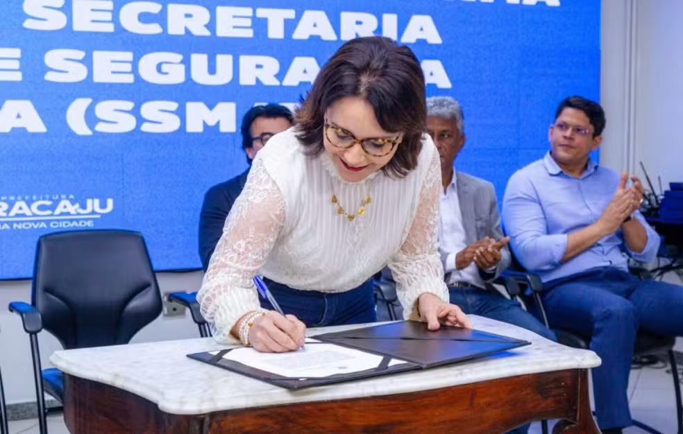 Aracaju ganha Secretaria Municipal da Segurança e da Cidadania; prefeita Emília Corrêa sanciona lei