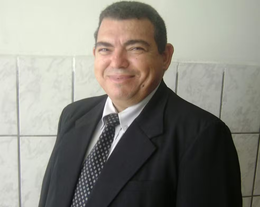 Identificado motorista que morreu após carro cair em canal no Santa Lúcia: vítima era pastor evangélico