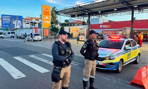 Réveillon na Orla da Atalaia provoca bloqueios e desvios no trânsito de Aracaju nesta quarta, 31