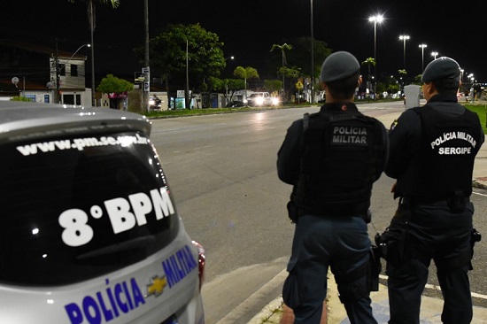 Polícia Militar apreende maconha no bairro Santos Dumont, em Aracaju
