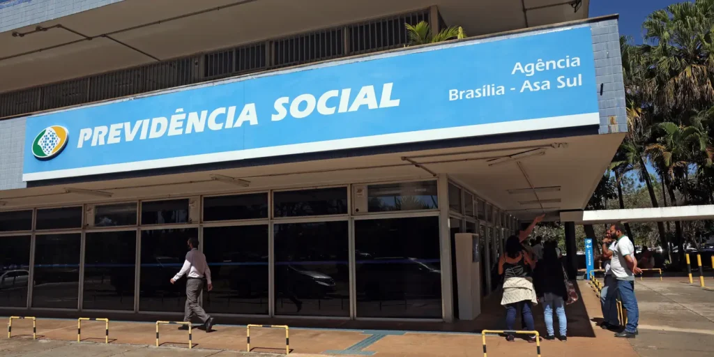 Novas exigências para aposentadoria começam a valer em 2026