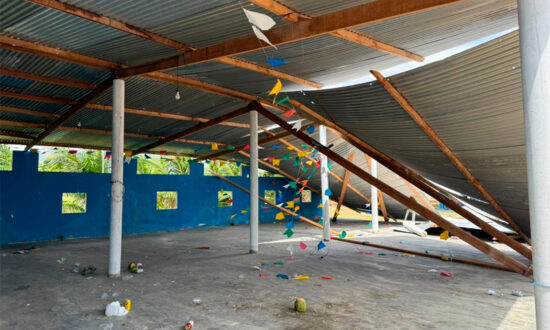 Defesa Civil interdita balneário em Campo do Brito após parte da cobertura desabar