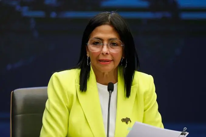 Vice-presidente venezuelana exige libertação de Nicolás Maduro e promete resistir à intervenção dos EUA