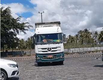 Homem é encontrado morto em caminhão estacionado em posto de combustível de Umbaúba
