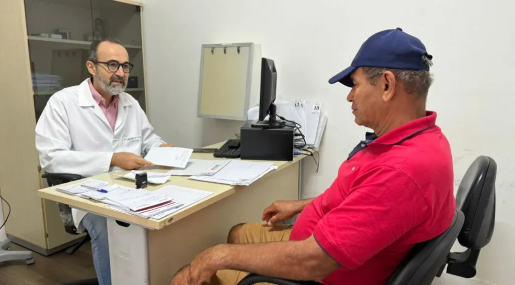 Verão eleva em 30% os casos de cálculos renais e Ipesaúde recomenda atenção à hidratação
