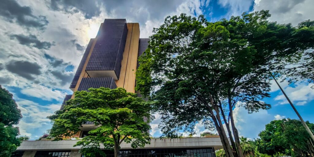 Banco Central retira recurso e libera inspeção do TCU sobre liquidação do Banco Master