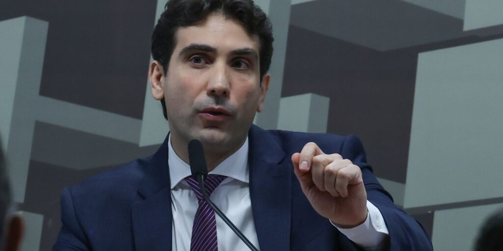 Galípolo apoia manifesto global que defende autonomia dos bancos centrais