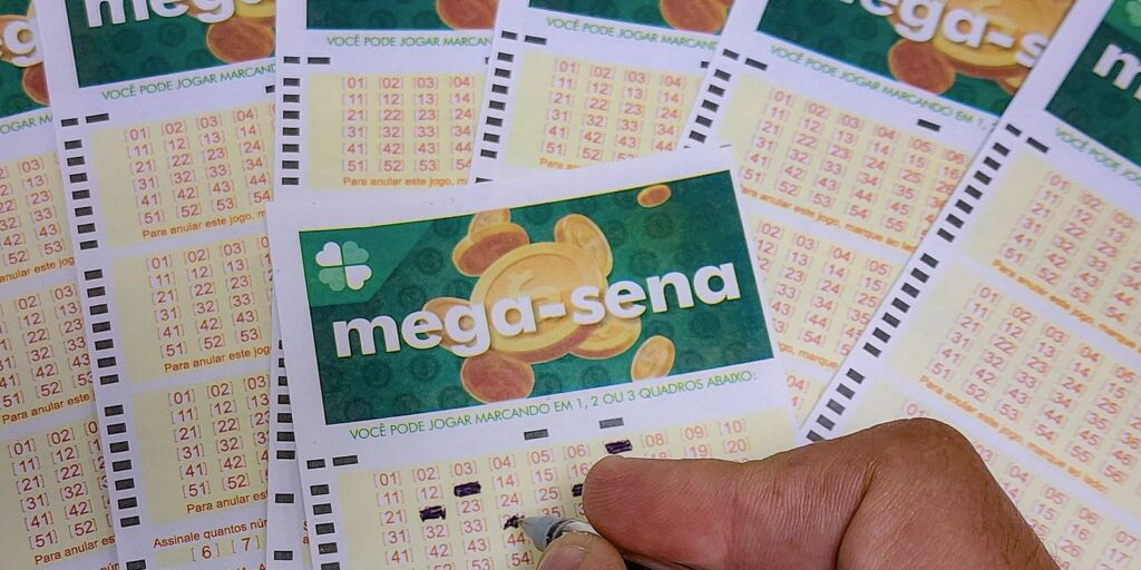 Mega-Sena acumula e próximo prêmio é estimado em R$ 35 milhões