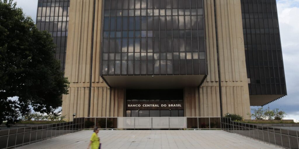 Banco Central liquida antiga Reag Investimentos, investigada por fraude ligada ao Banco Master