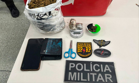 Radiopatrulha prende motociclista com quase 600 gramas de maconha em Nossa Senhora do Socorro