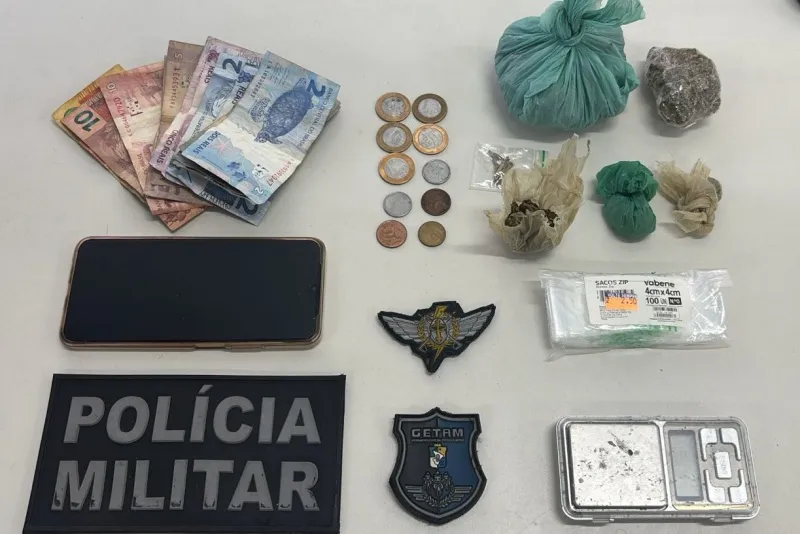 GETAM prende casal por tráfico de drogas na Estrada da Jabotiana, em Aracaju