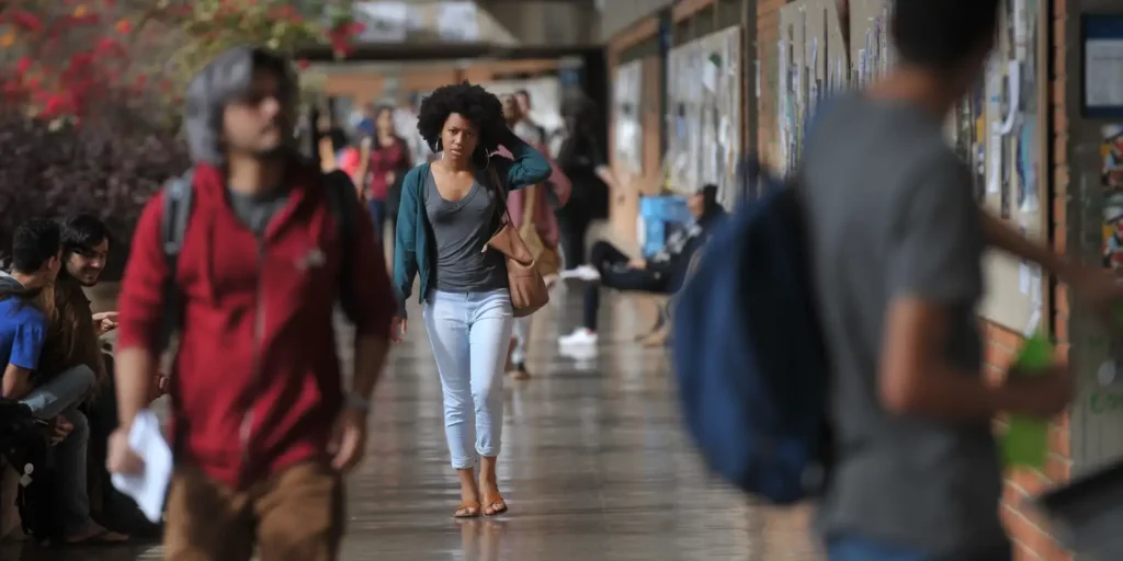 Inscrições para bolsas Pé-de-Meia Licenciaturas começam em 17 de fevereiro