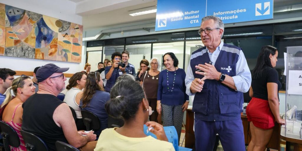 SUS inicia vacinação contra dengue para 1,1 milhão de profissionais de saúde em fevereiro