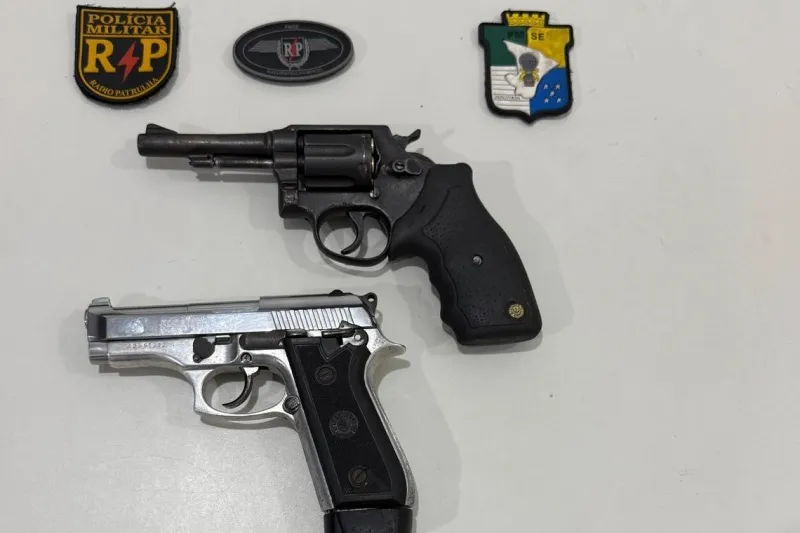 Suspeito morre em confronto com a PM, que apreende duas armas no Bairro Industrial de Aracaju