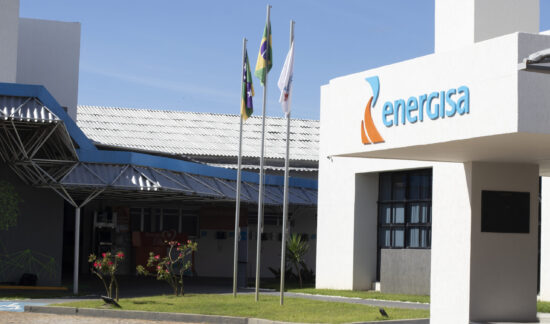 Energisa Sergipe recebe inscrições de mulheres para banco de talentos em vaga de auxiliar comercial