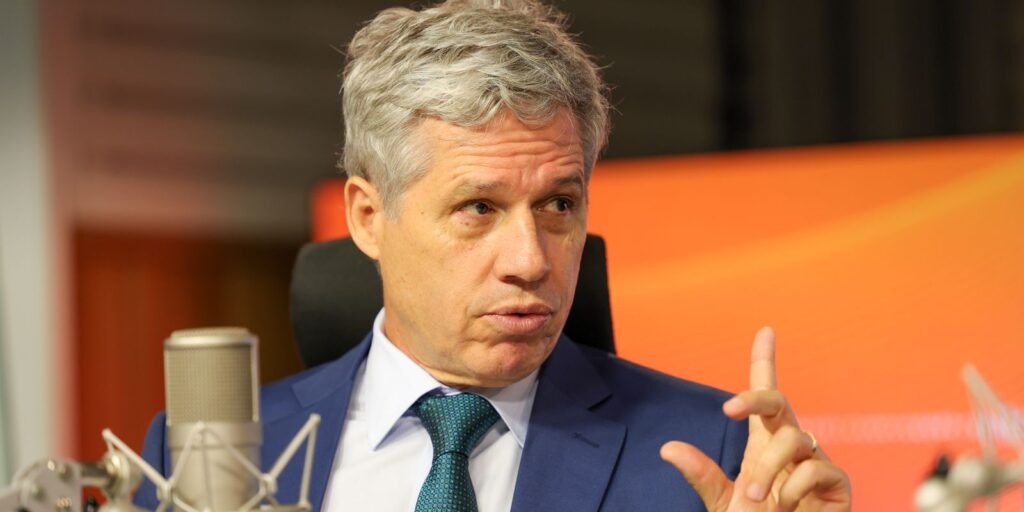 Ministro diz que acordo Mercosul-UE deve impulsionar agricultura familiar brasileira