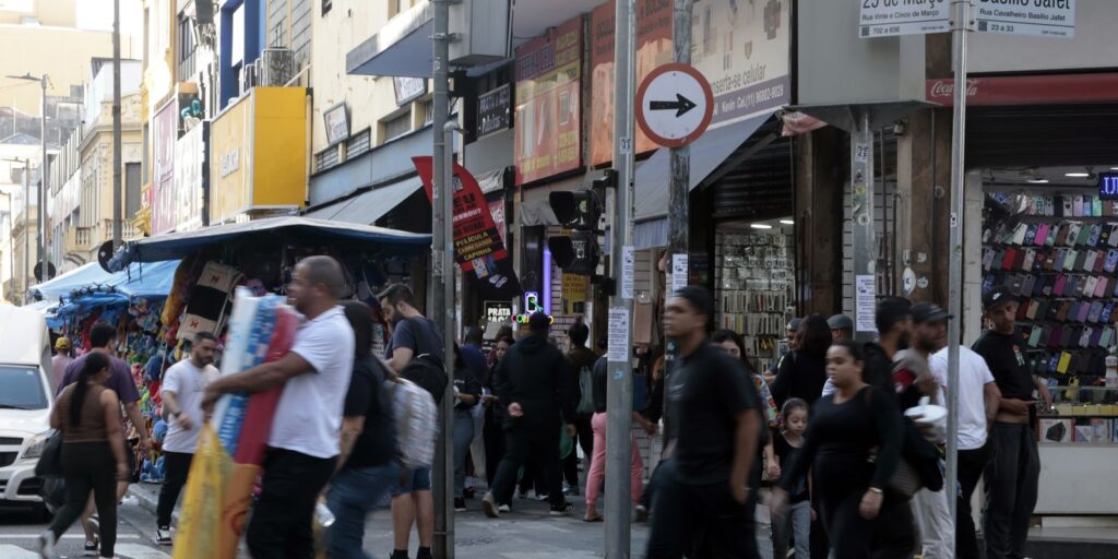 Mutirão da Prefeitura de São Paulo oferece 2,5 mil vagas de emprego nesta quarta