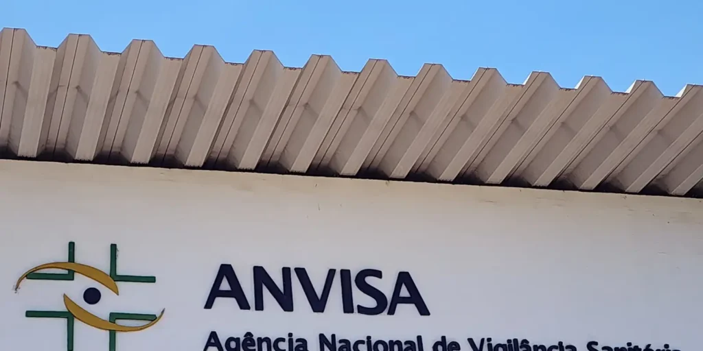 Anvisa veta venda de canetas emagrecedoras à base de tirzepatida e retatrutida sem registro