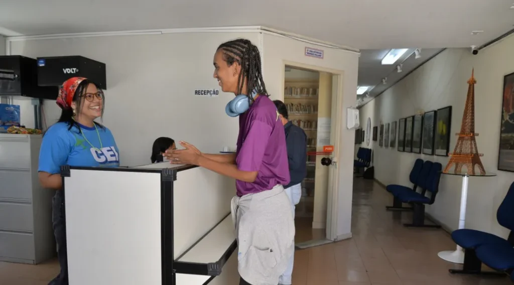 Prazo para inscrições no curso de Francês da rede estadual termina nesta sexta, 23