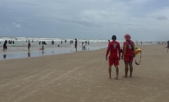 Operação Praias Seguras soma 3,6 mil ações de prevenção e evita óbitos por afogamento em Sergipe