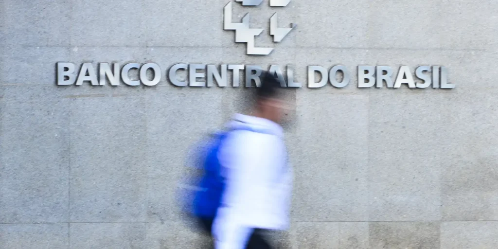Déficit nas contas externas chega a US$ 68,8 bilhões em 2025, informa Banco Central