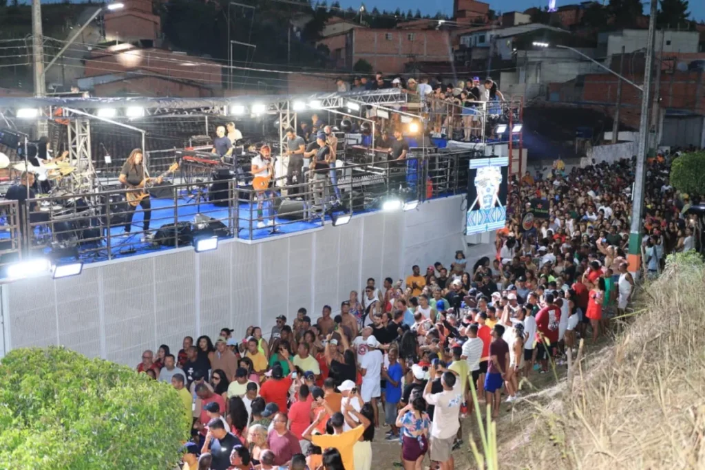 Riachuelo comemora 136 anos com shows, arrastão de Bell Marques e impulso no comércio
