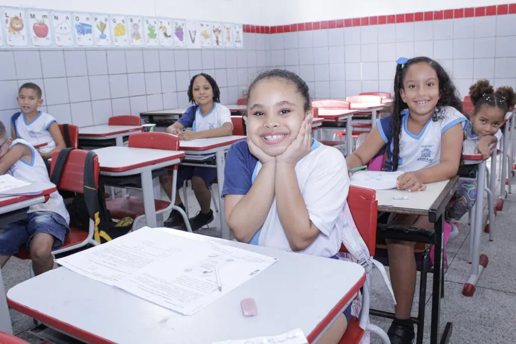 Aracaju inicia matrículas para vagas remanescentes da rede municipal
