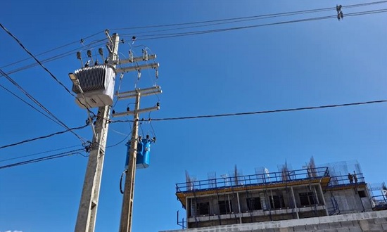 Energisa alerta sobre segurança em obras e reformas próximas à rede elétrica em Sergipe