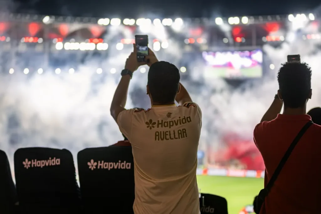 Hapvida destaca saúde mental em clássico entre Flamengo e Vasco no Maracanã