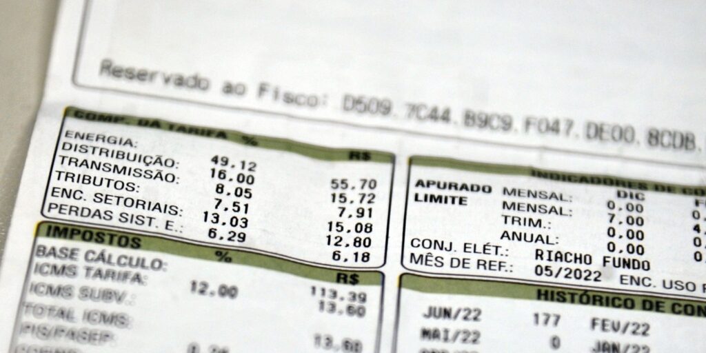 Conta de luz continuará sem cobrança extra em fevereiro, decide Aneel