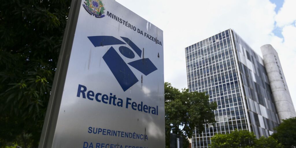 Empresas têm até sábado para solicitar ingresso ou retorno ao Simples Nacional