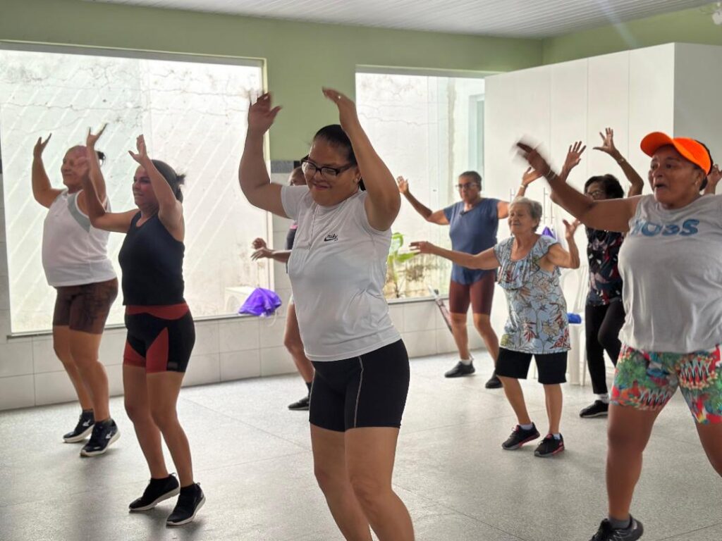 Prefeitura retoma aulas de dança para idosas assistidas pela Ibem