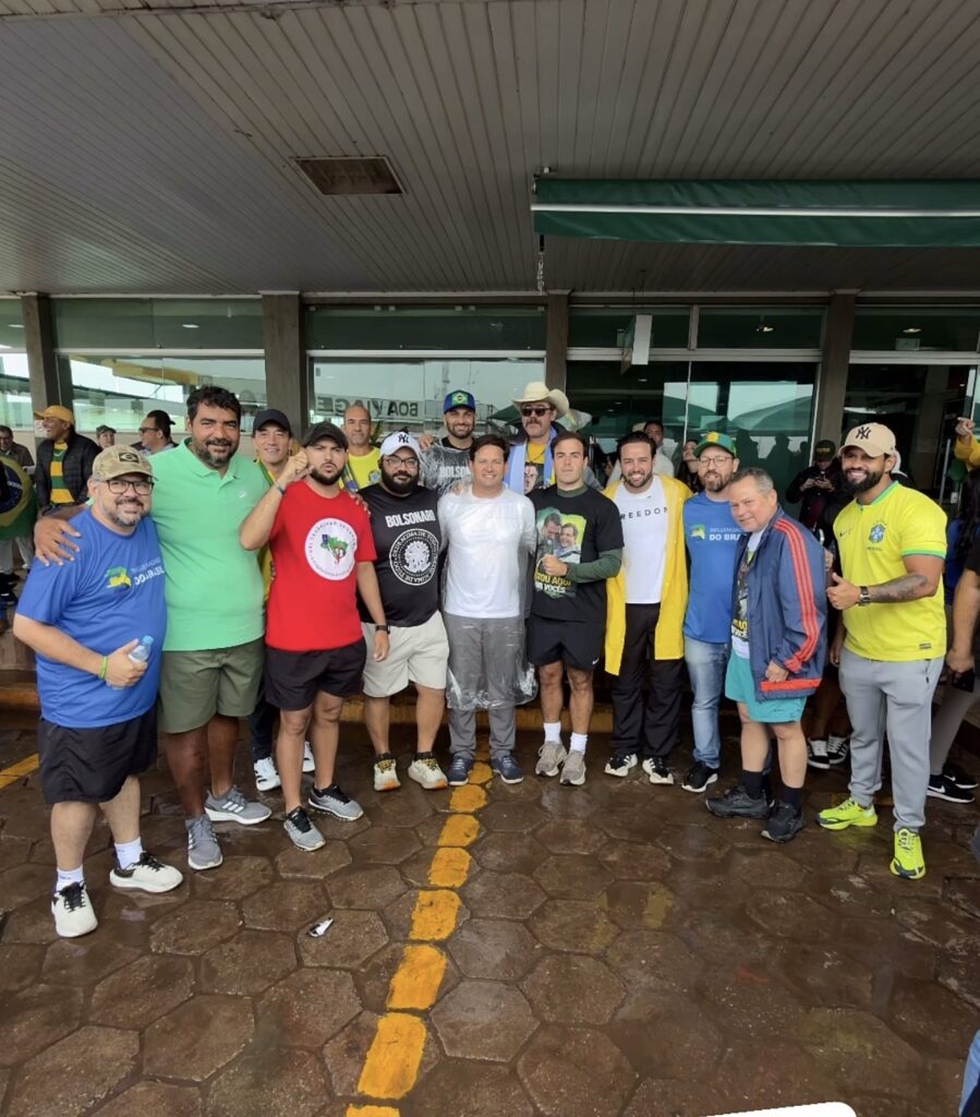 Caminhada à Brasília: Luizão DonaTrampi chega a Goiás e mobiliza ala conservadora rumo à capital