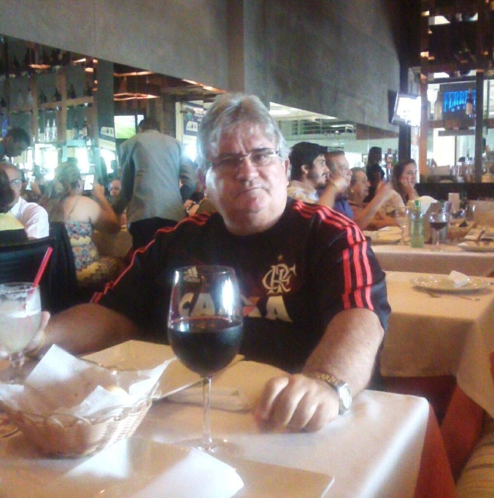 Morre aos 70 anos Leandrinho Maciel