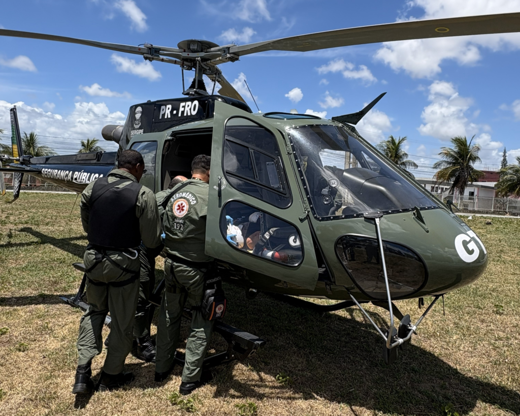 GTA e Samu atuam em resgate aeromédico após capotamento na SE-230