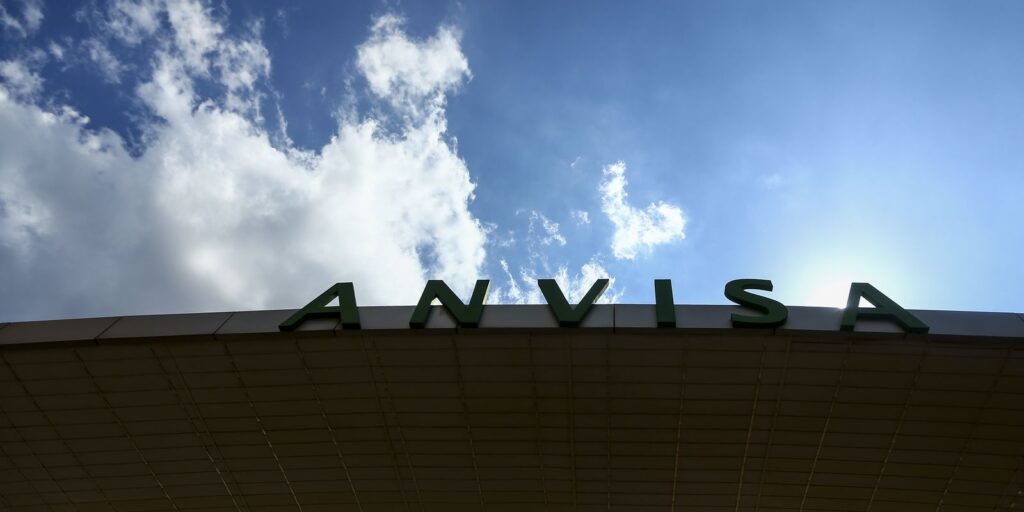 Anvisa e Inmetro fazem fiscalização de produtos de carnaval no DF e na Bahia