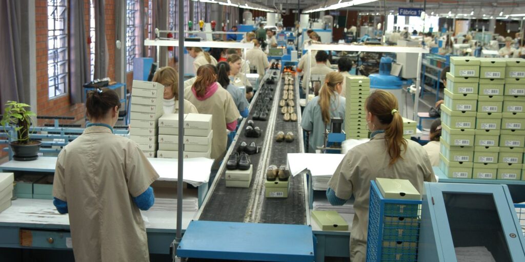 Empresas têm até sábado (28) para enviar dados do relatório de igualdade salarial