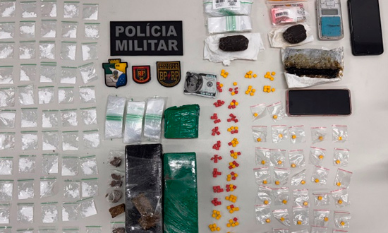 Polícia Militar apreende mais de 2 kg de entorpecentes na Zona Norte de Aracaju