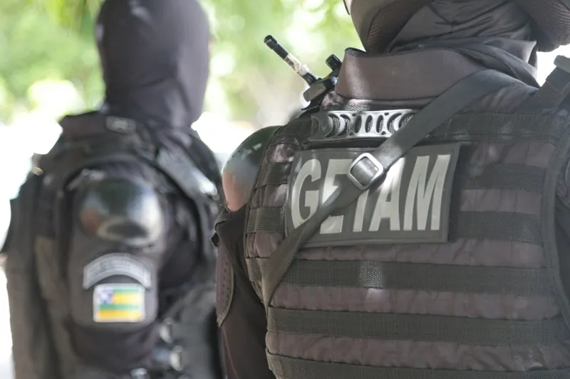 Foragido por tráfico de drogas é preso no bairro Coroa do Meio, em Aracaju