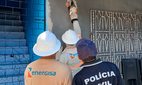 Dois estabelecimentos são flagrados furtando energia no bairro Japãozinho, em Aracaju