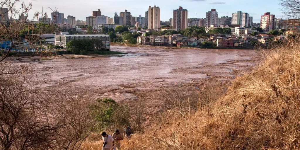 João Bosco adia show em Minas Gerais por respeito às vítimas das chuvas