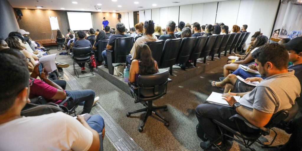 Inscrições para intercâmbio no Panamá destinam 50 vagas a professores negros de escolas públicas